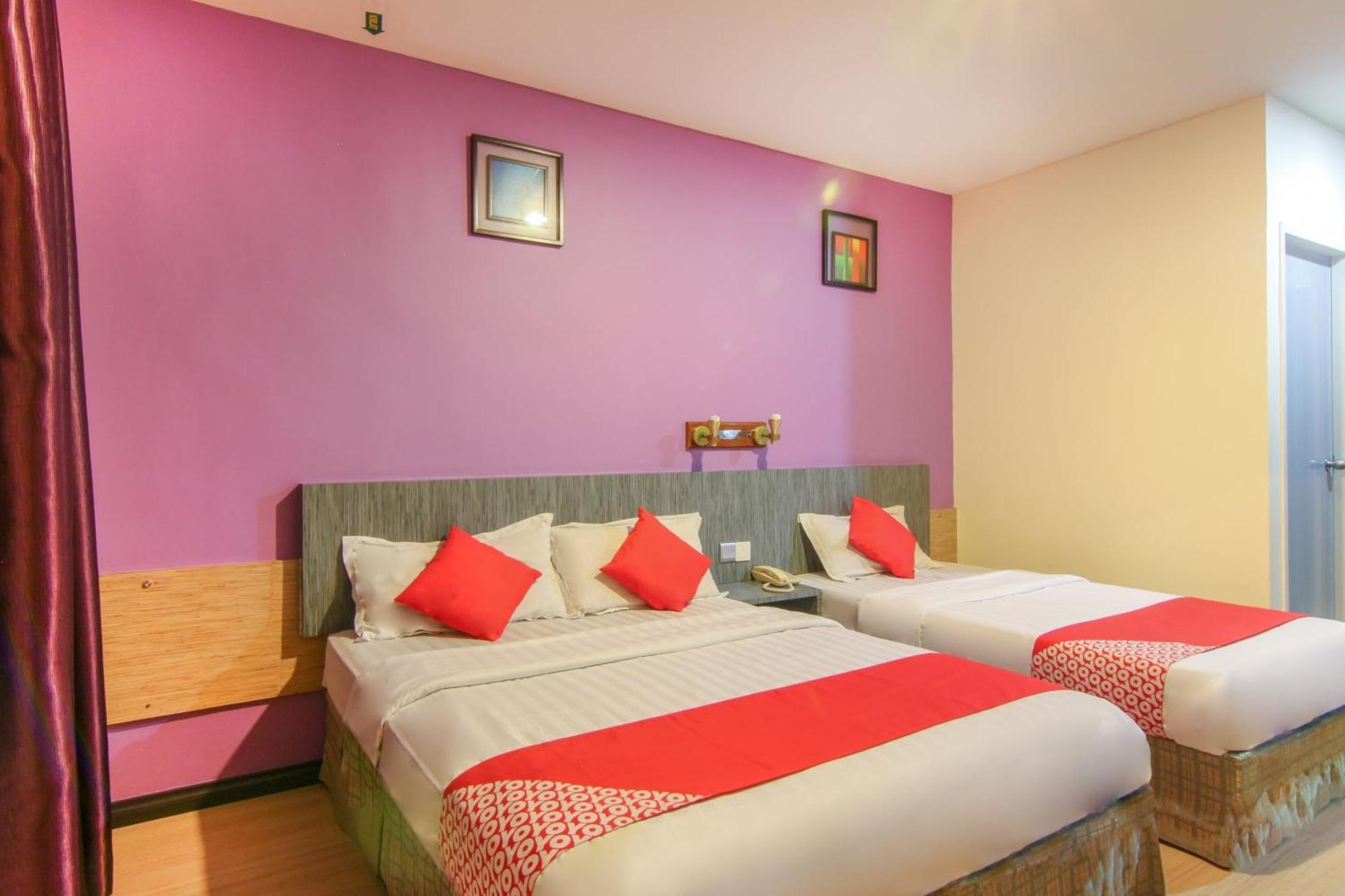 Super Oyo 43930 Hotel Esplanade SDK Esterno foto